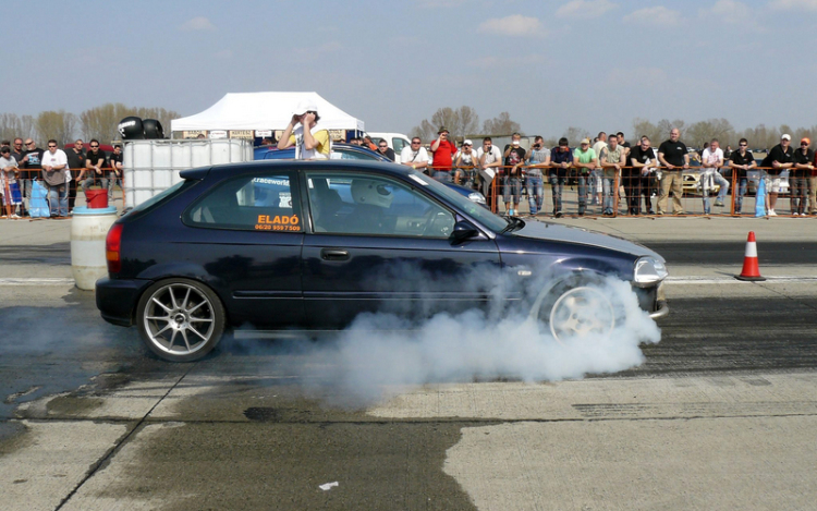 Turbosinger és a Dragracing