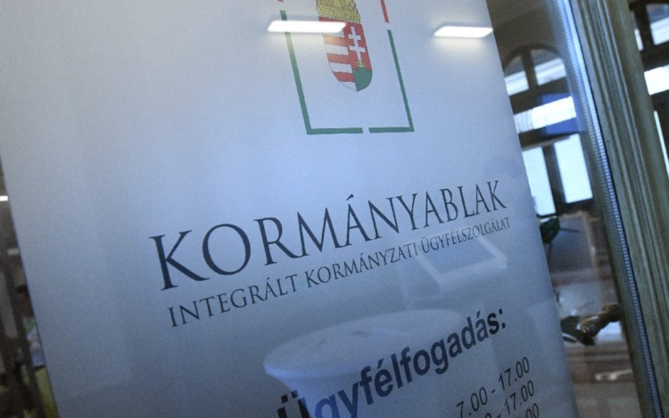 Akadozik az ügyintézés a kormányhivatalokban