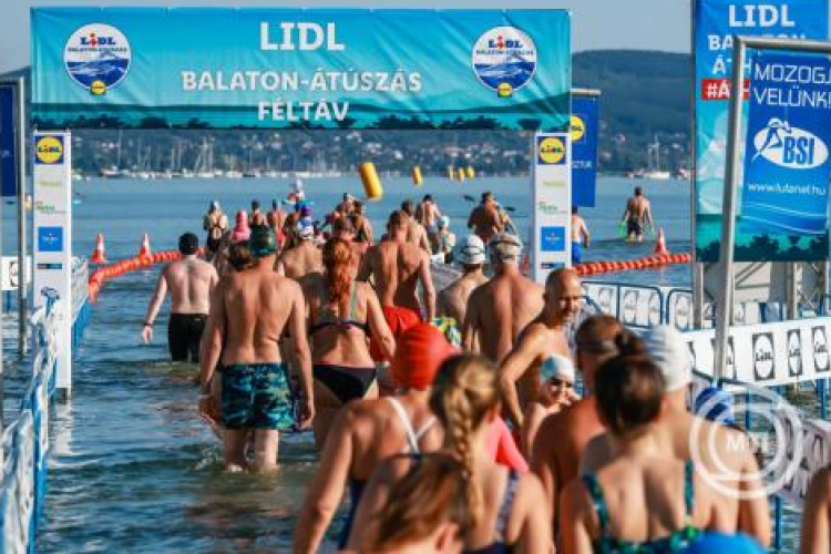 Balaton-átúszás - Előzetesen közel 11 ezer nevezés érkezett