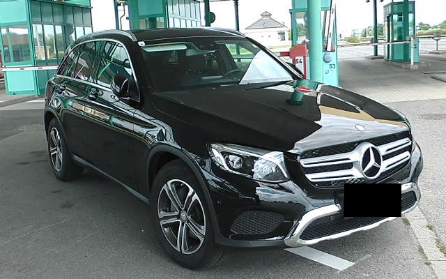 Körözött Mercedes Röszkén