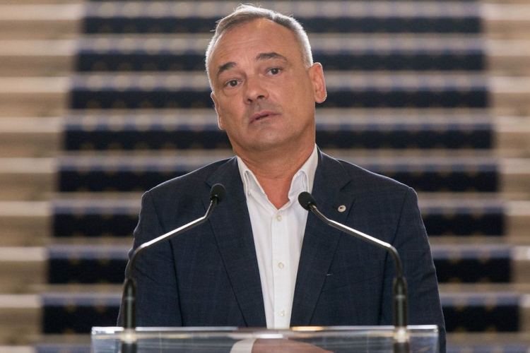 600 ezer forintos pénzbüntetést kapott az
