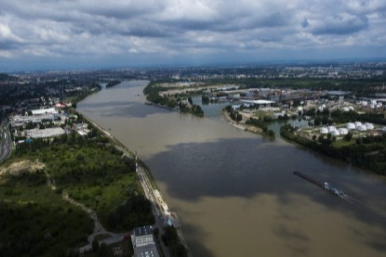 Árvíz - Északon apad, délen rekordokat dönt a Duna