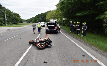 Ötvenmillió forintnyi kokain volt egy balesetező motoros hátizsákjában