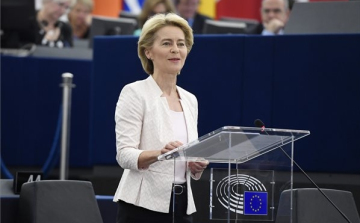 Elemző: Ursula von der Leyen mindenkinek kedvezni akar